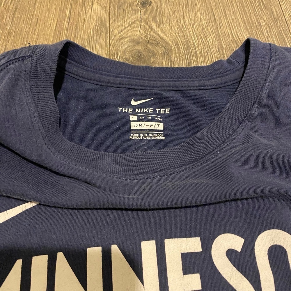Minnesota Derrick Rose t-shirt youth xl dri-fit Nike tee nba navy Timberwolves‌ - Picture 3 of 4